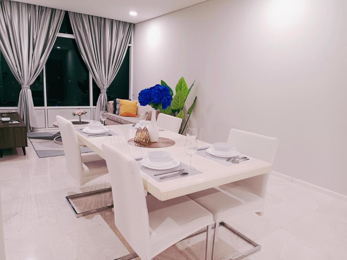 Sky Suites Klcc Kl Home Kuala Lumpur Bagian luar foto