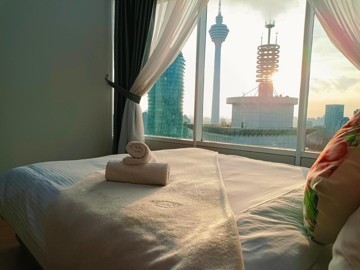 Sky Suites Klcc Kl Home Kuala Lumpur Bagian luar foto