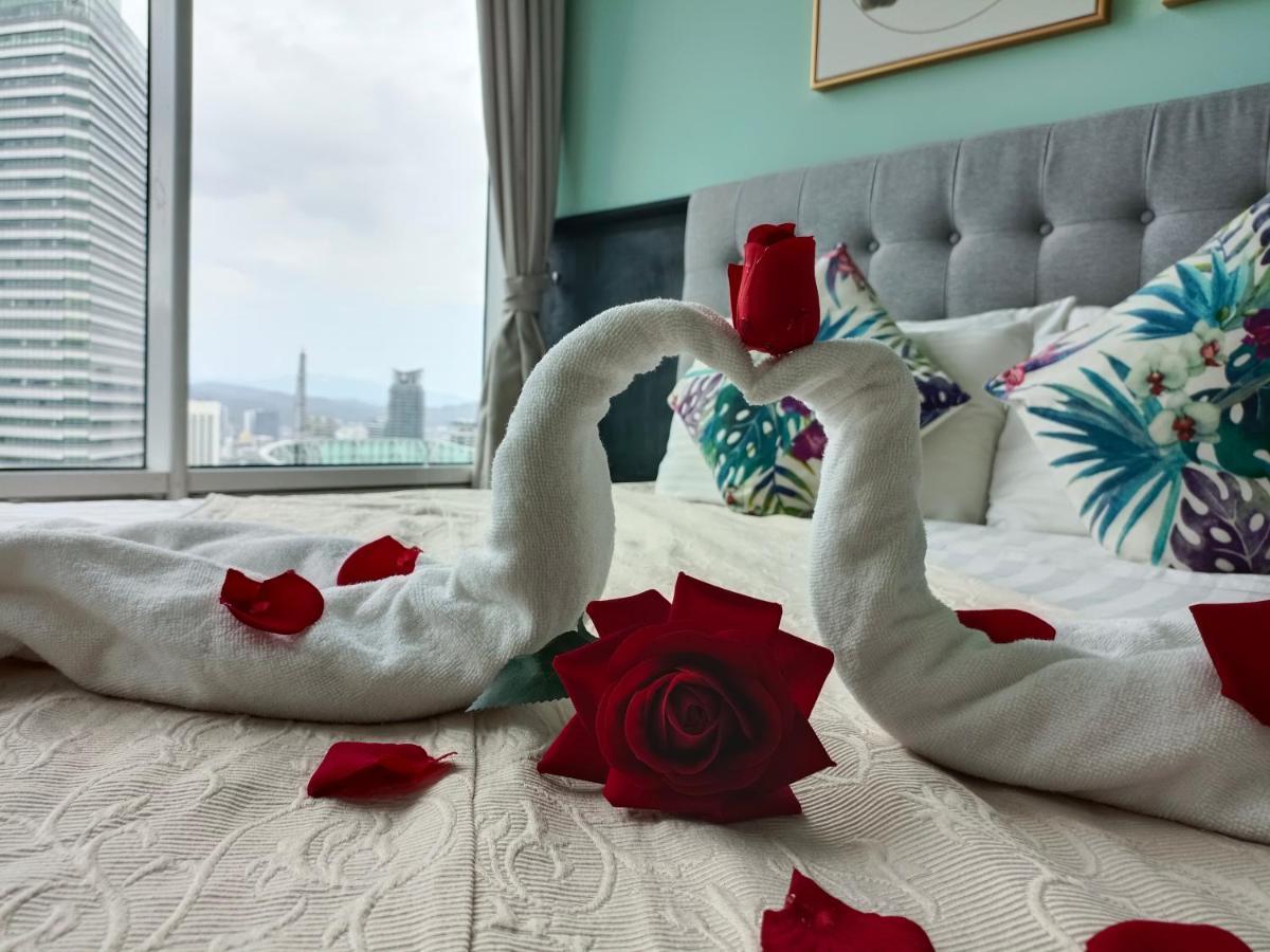Sky Suites Klcc Kl Home Kuala Lumpur Bagian luar foto
